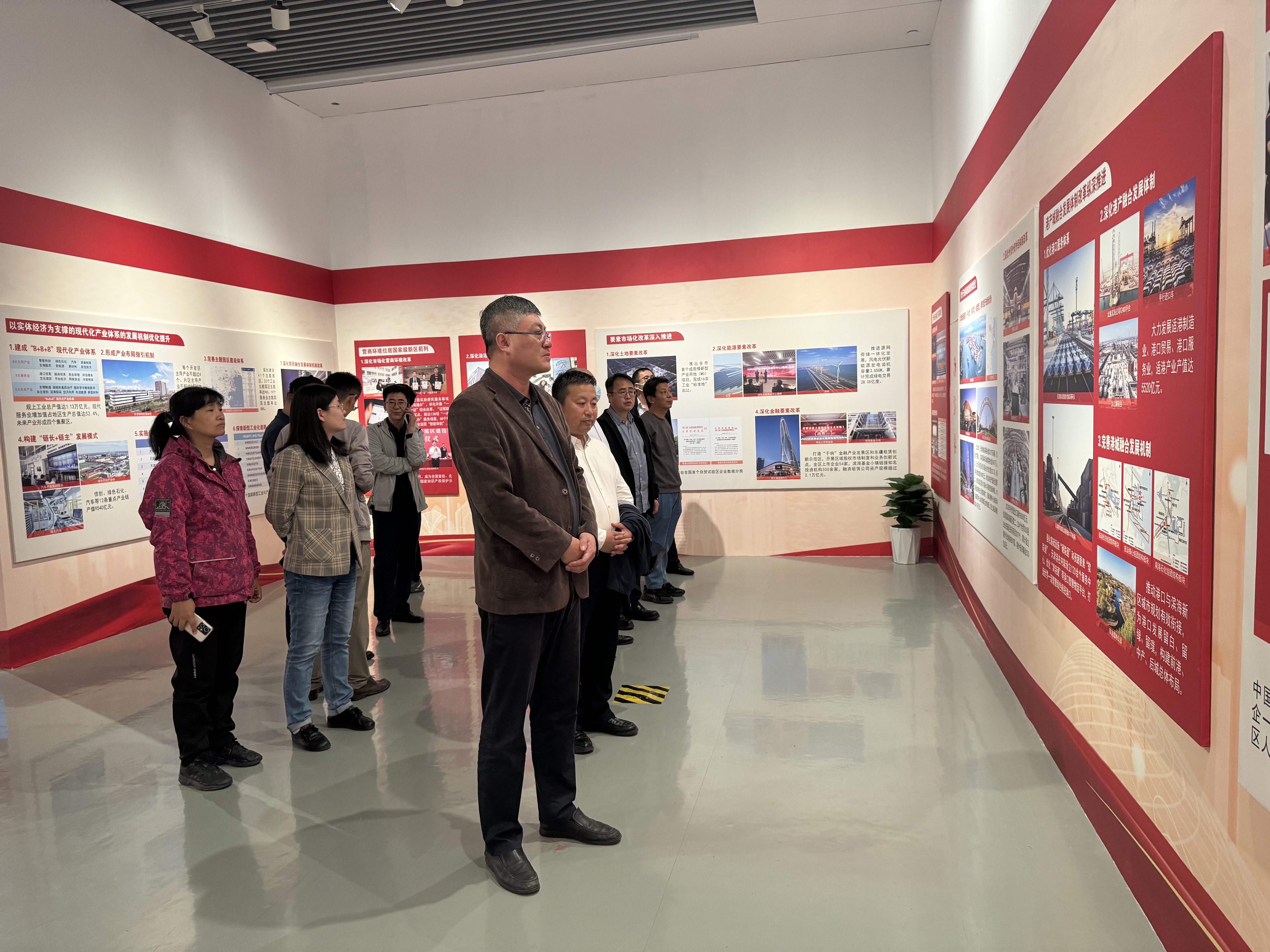 图 (4).jpg